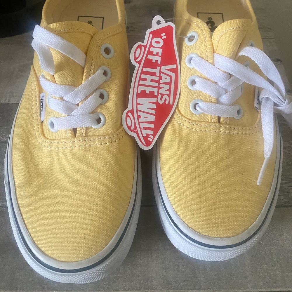 Vans authentic shoes
